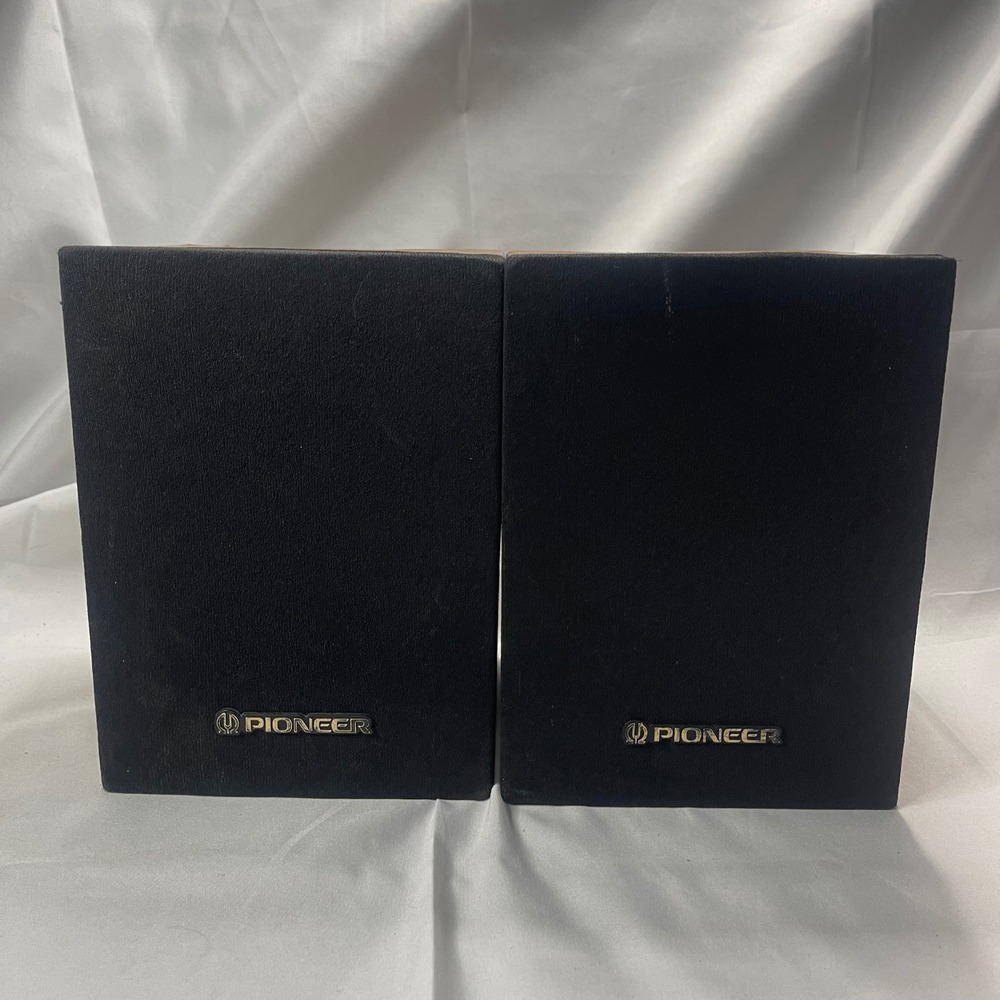 Pioneer CS-X5 Full Range Speaker System Wood Grain Bookshelf Speakers Pair 30W